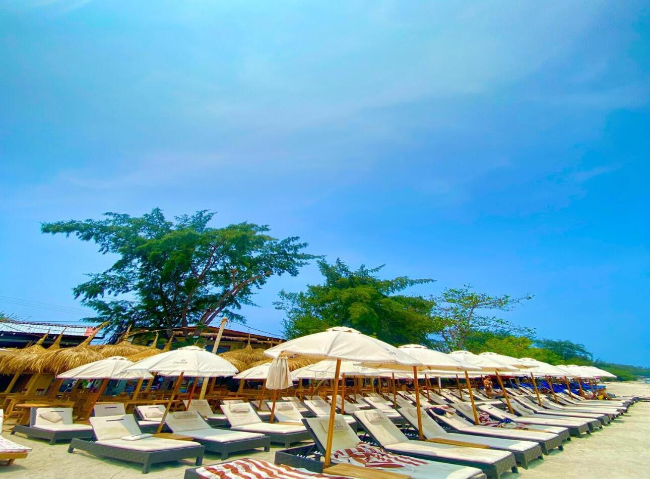 Blu D'Amare Hotel Gili Trawangan Buitenkant foto